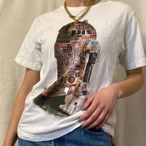 R2D2 graffiti graphic tee